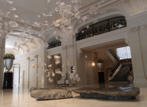Peninsula Hotel Paris lobby cristal leaves